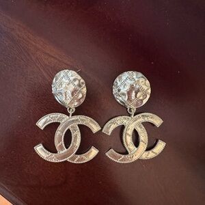 Women’s Quilted earrings , gold color